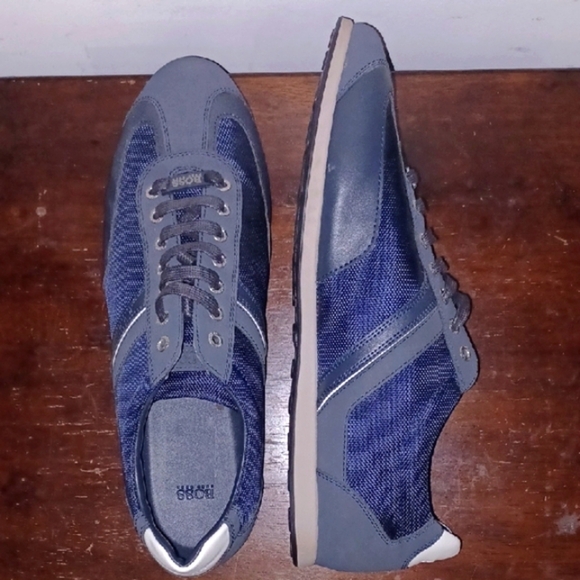 Boss Saturn Blue and Gray Low Top Sneakers - Modern Casual Design - Picture 6 of 8